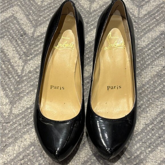 Black Patent Leather Heels - Picture 10 of 10